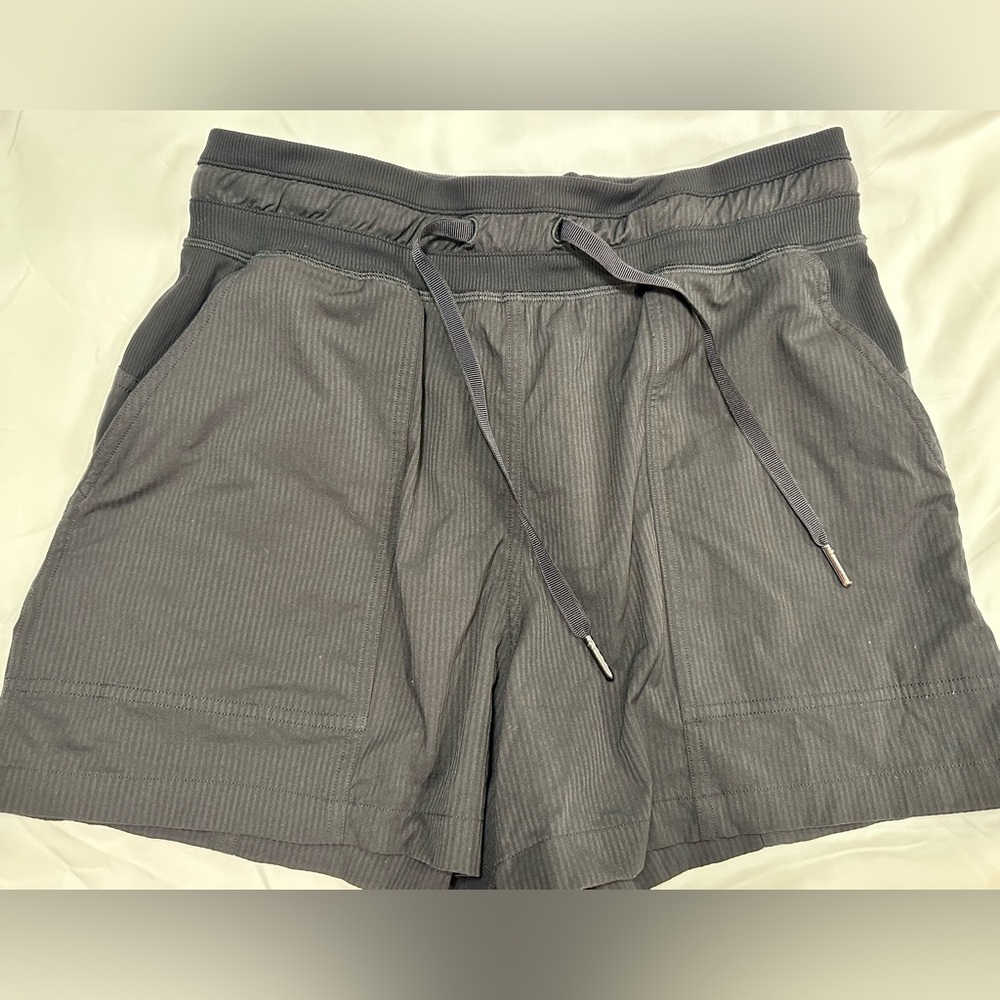 Lululemon black drawstring shorts